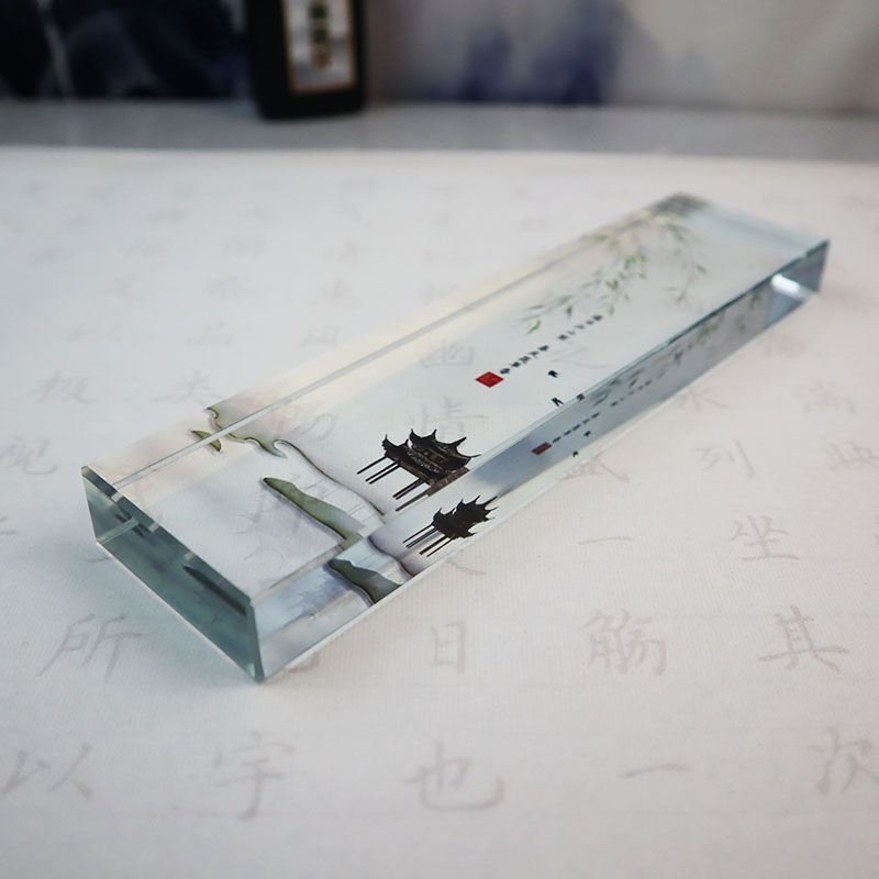 Presse-papier en verre traditi - Book Weight Glass avis et prix